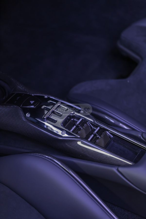 Ferrari 296 GTS