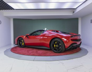 Ferrari 296 GTS 