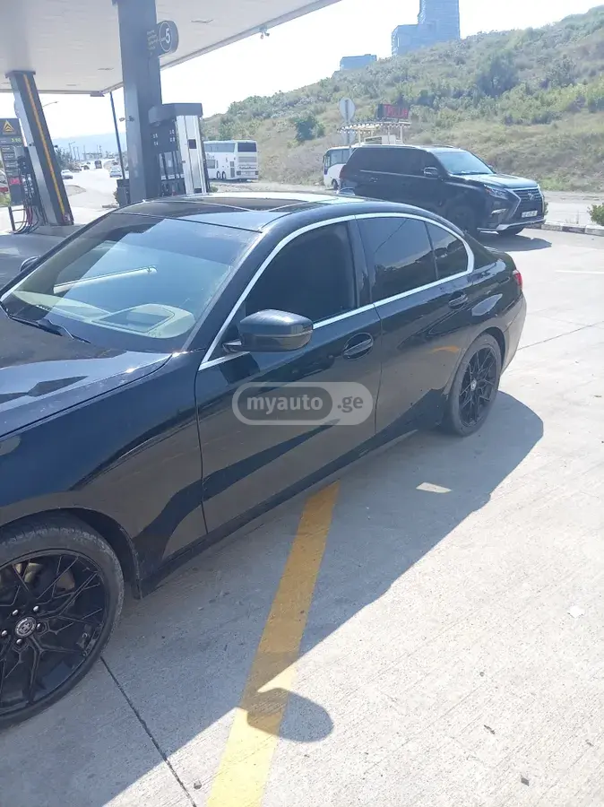 BMW 3 Series 330, миниатюра 4