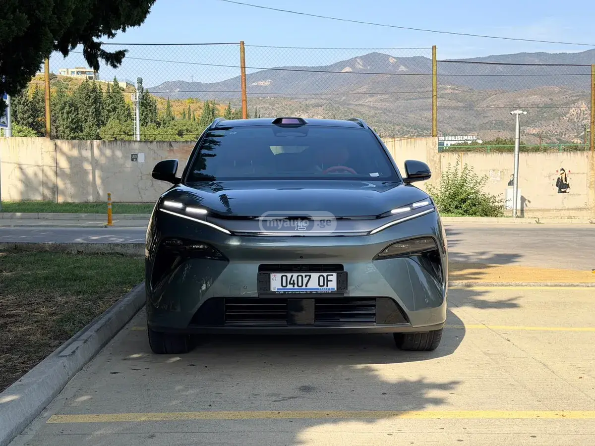 Changan Deepal Dark Blue S05