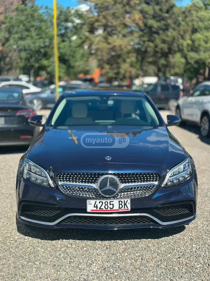 Mercedes-Benz C 300