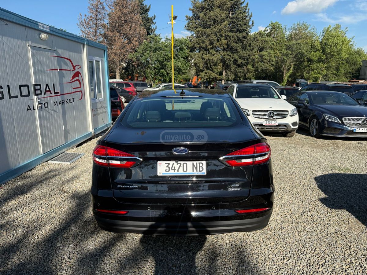 Ford Fusion