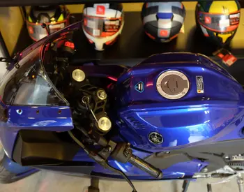  R15 V-4 