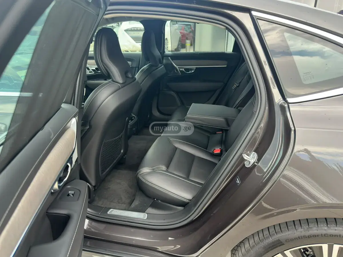 Volvo S 90