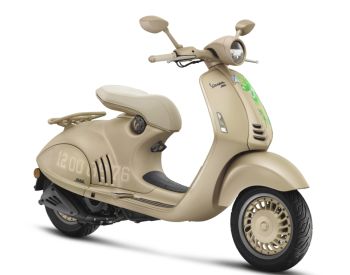  (VESPA 946)RED 