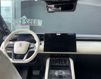 BYD Song L 