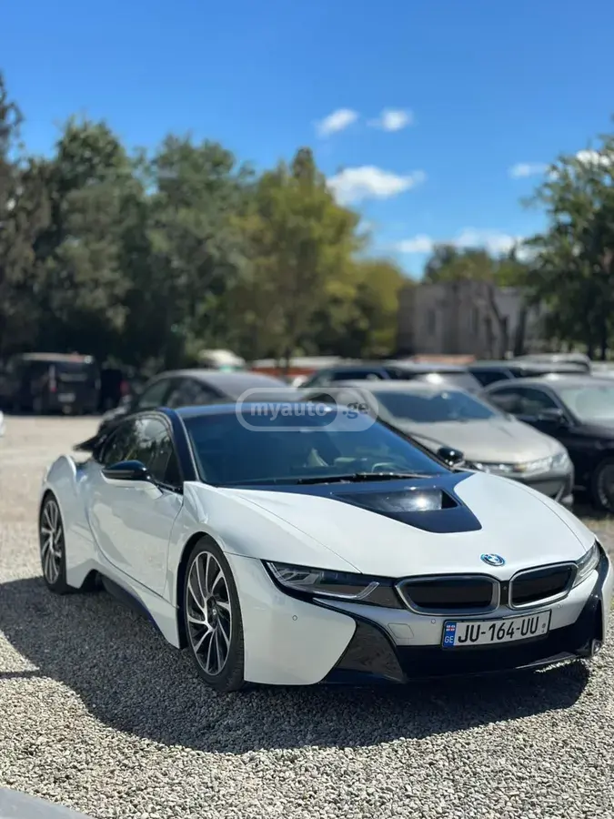 BMW I8 