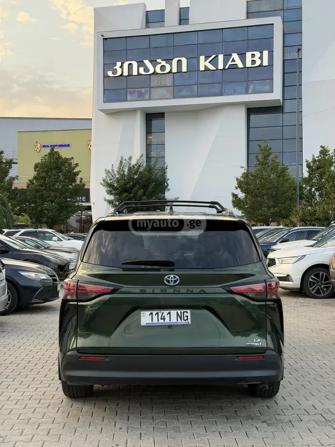 Toyota Sienna, миниатюра 7