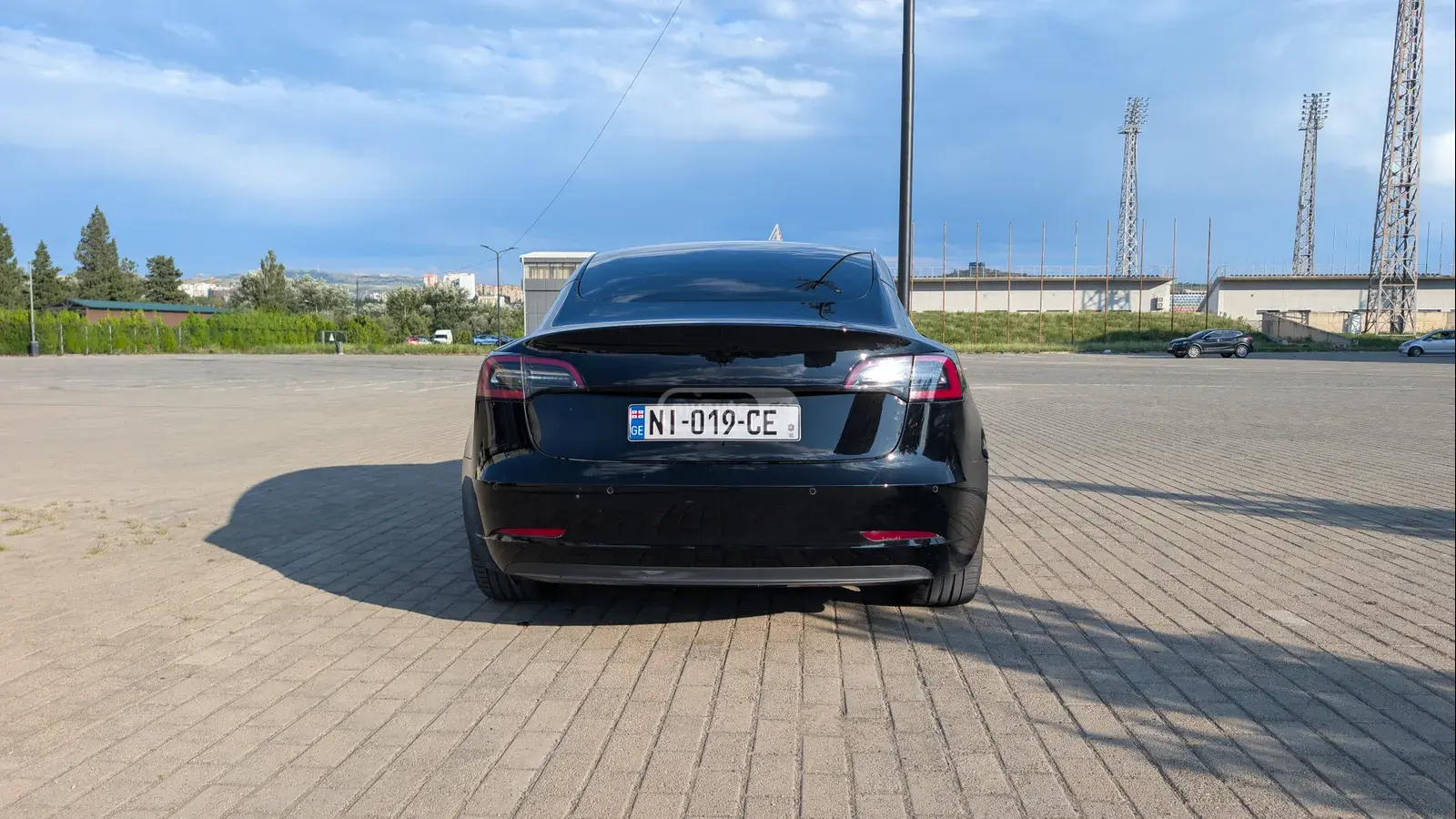 Tesla Model 3, миниатюра 4