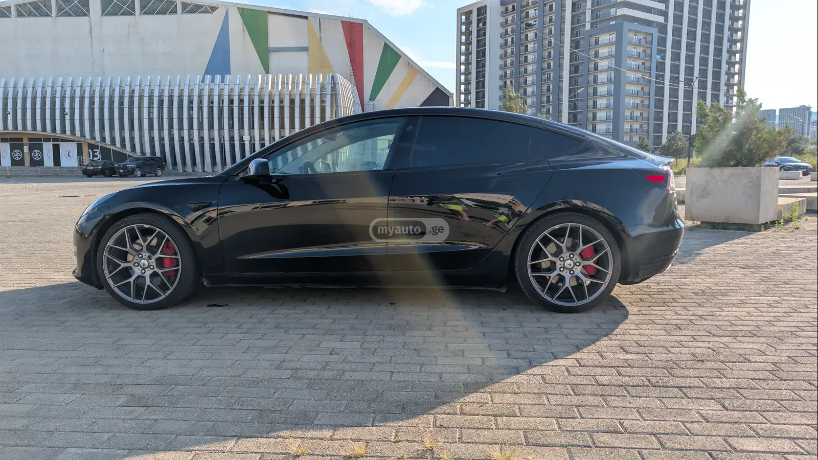 Tesla Model 3, миниатюра 6
