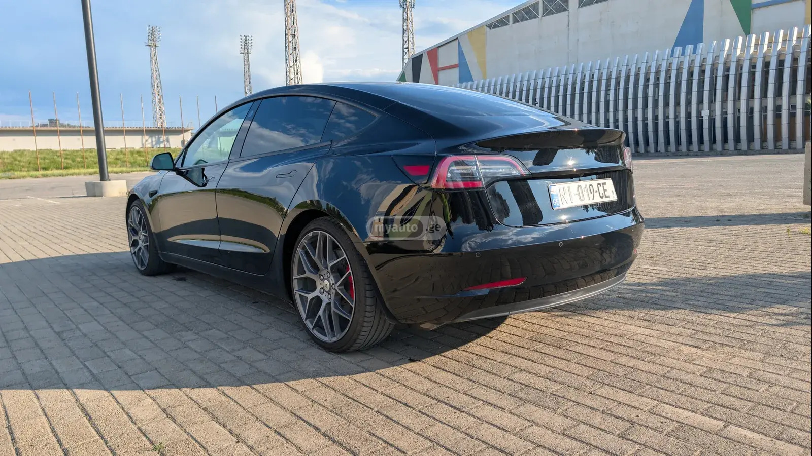 Tesla Model 3, миниатюра 7