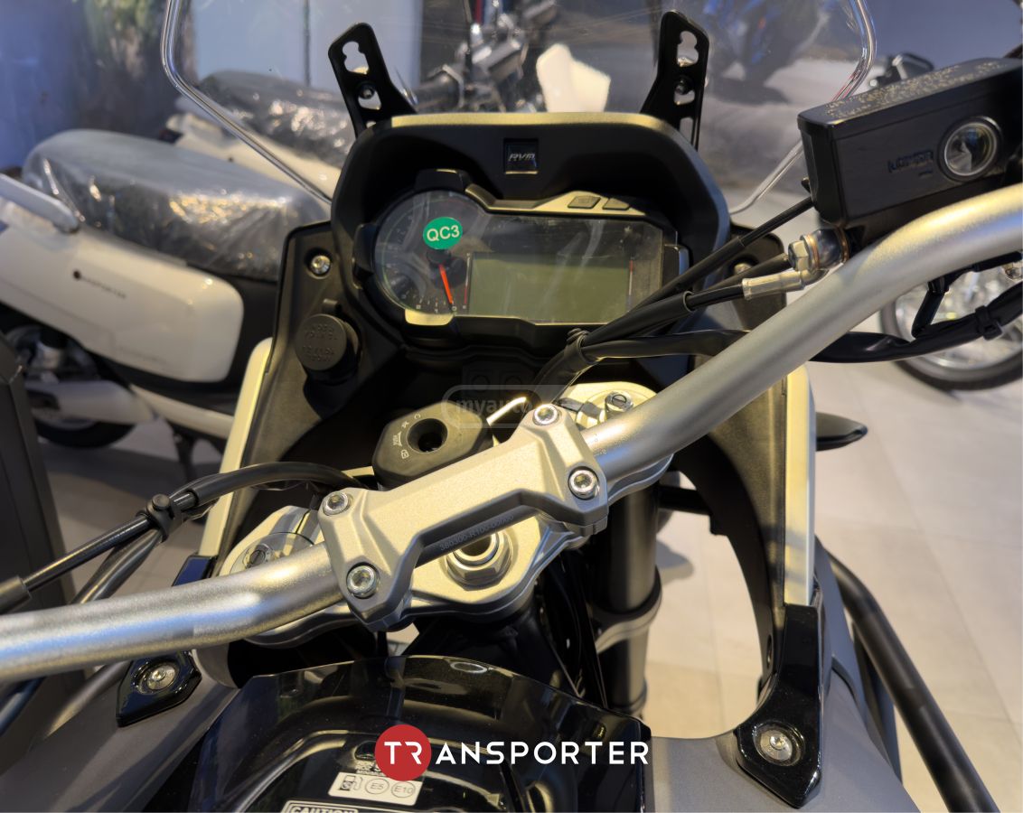 Jawa RVM 500 adventure 