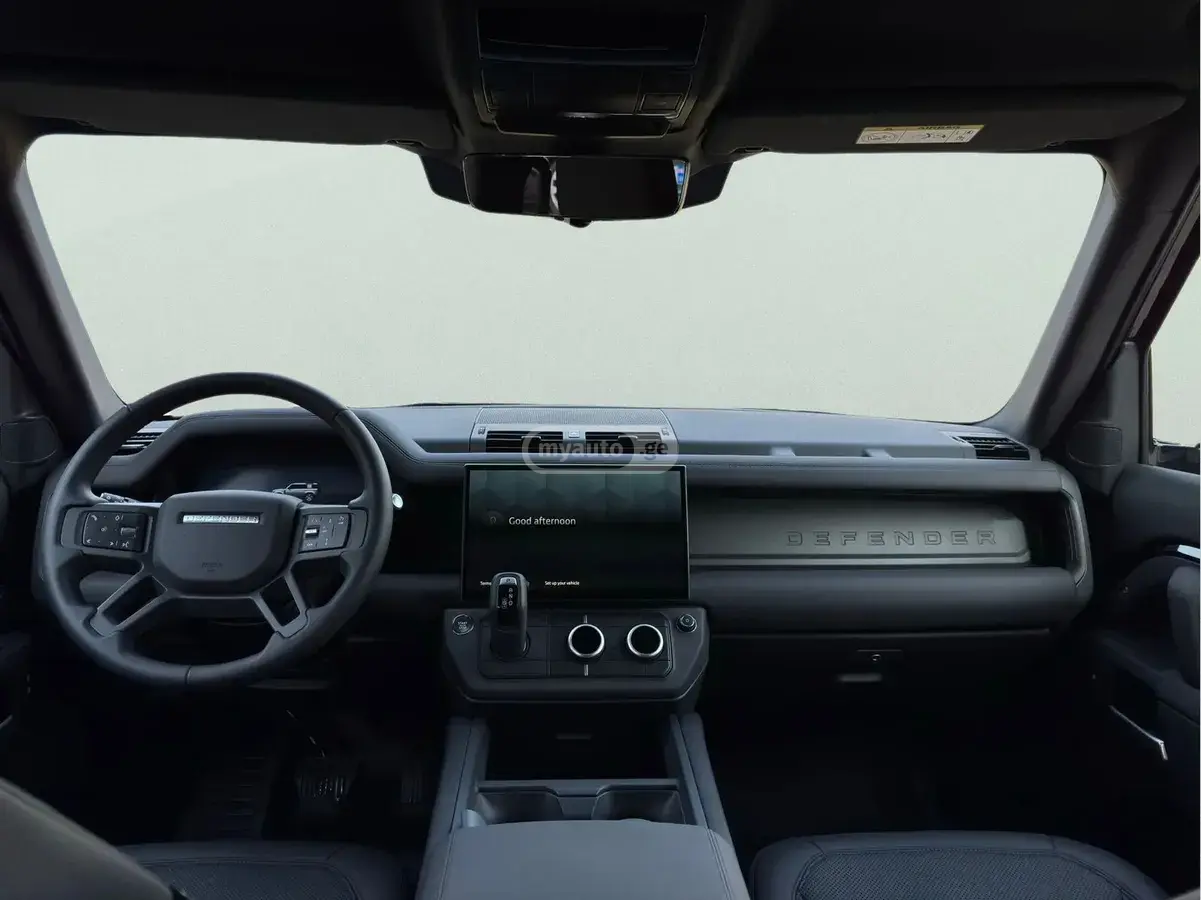 Land Rover Defender 110