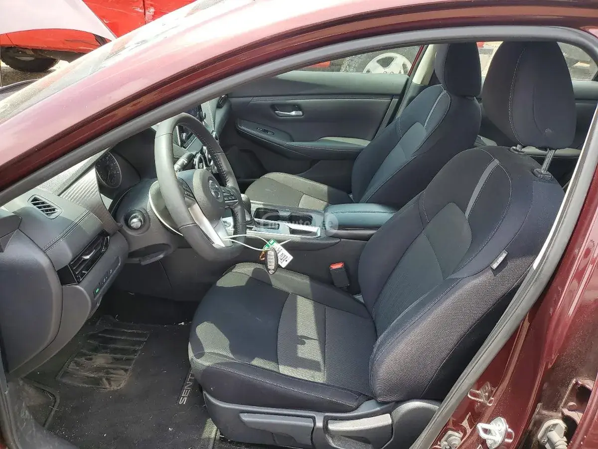 Nissan Sentra, миниатюра 8