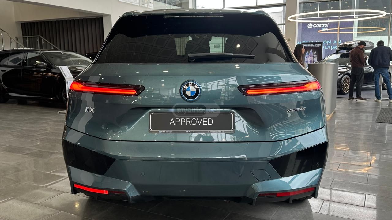 BMW IX 