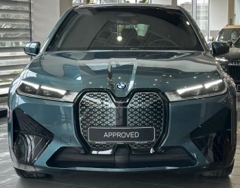 BMW IX xDrive40