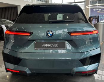 BMW IX xDrive40