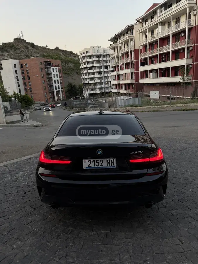BMW 3 Series 330, миниатюра 5