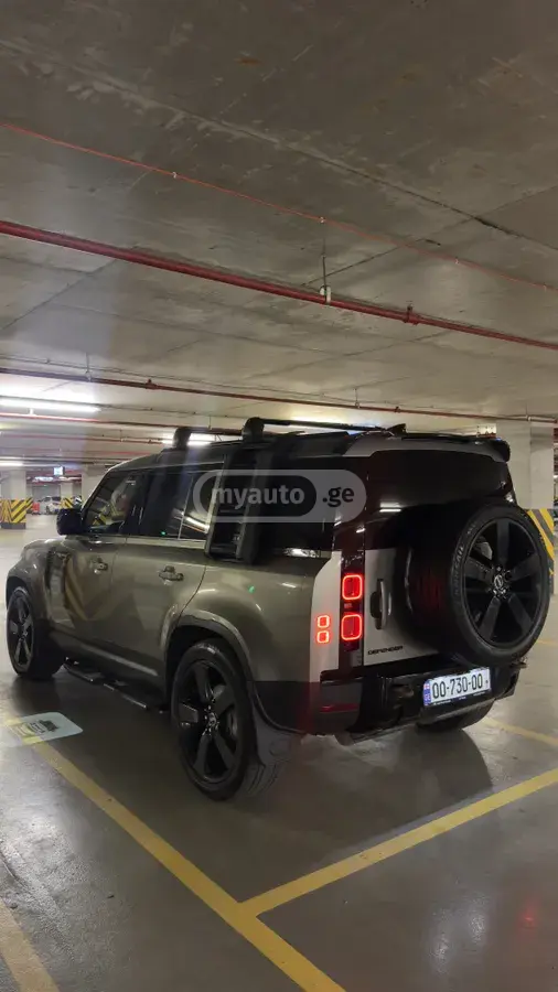 Land Rover Defender 110, миниатюра 2