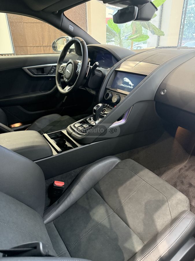 Jaguar F-Type