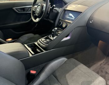 Jaguar F-Type 