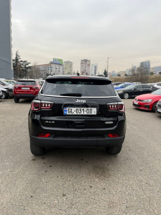 Jeep Compass 