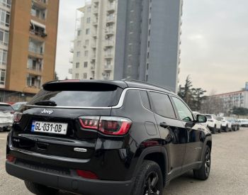 Jeep Compass latitude