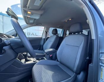 Volkswagen Tiguan SE