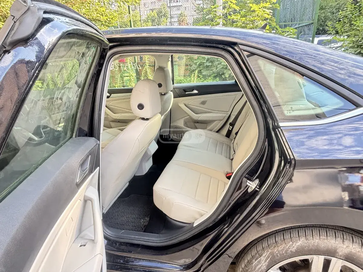 Volkswagen Jetta, миниатюра 11