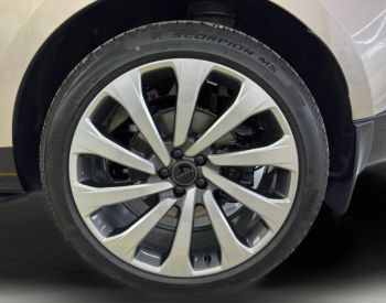 Land Rover Range Rover Dynamic SE