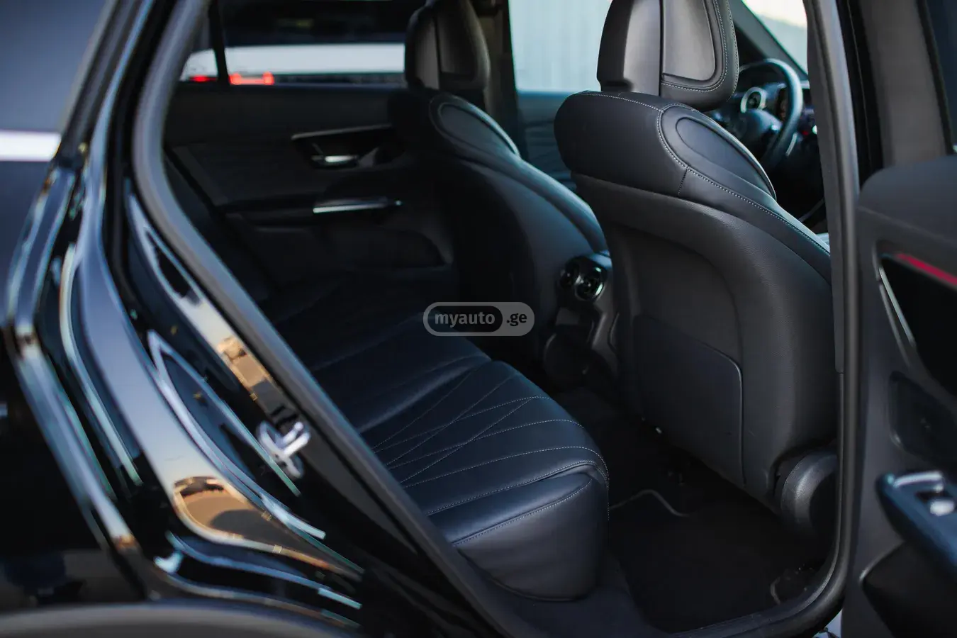 Mercedes-Benz GLC 200, миниатюра 4