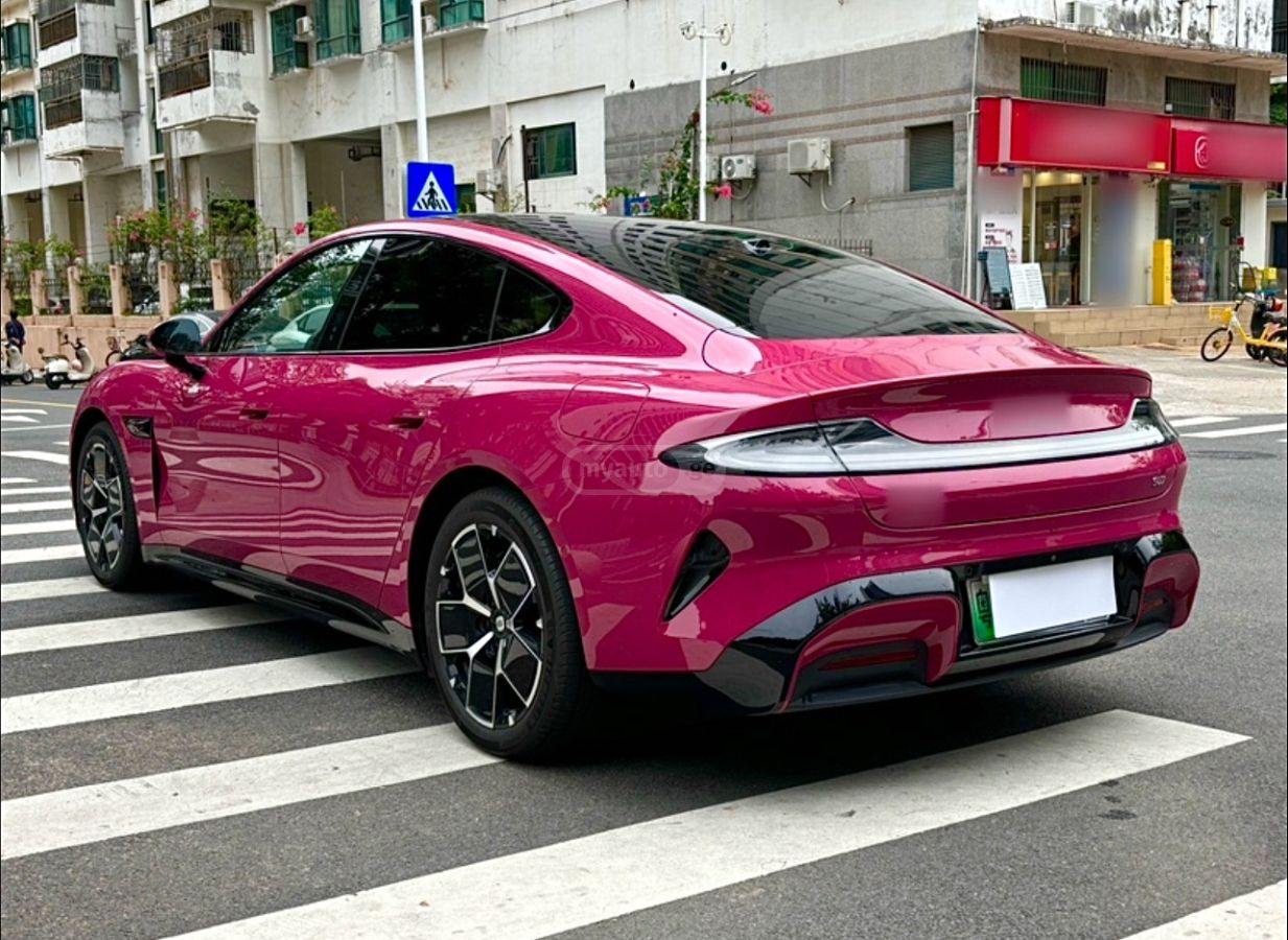 Xiaomi SU7