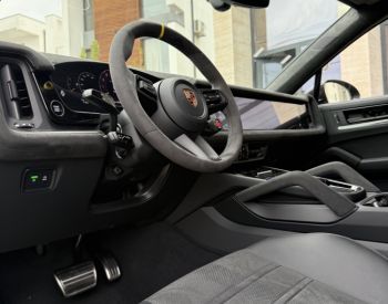 Porsche Cayenne TURBO GT