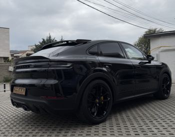 Porsche Cayenne TURBO GT