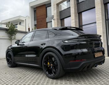 Porsche Cayenne TURBO GT