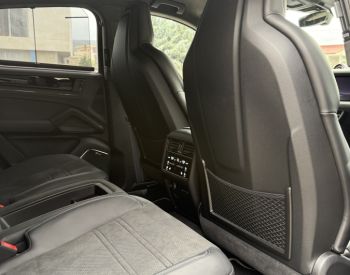 Porsche Cayenne TURBO GT