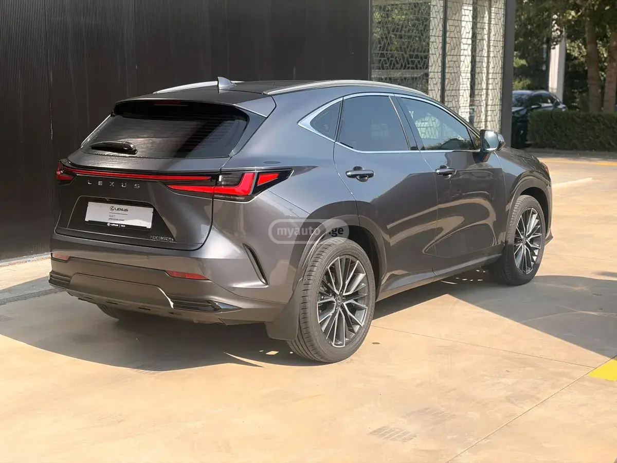 Lexus NX 350