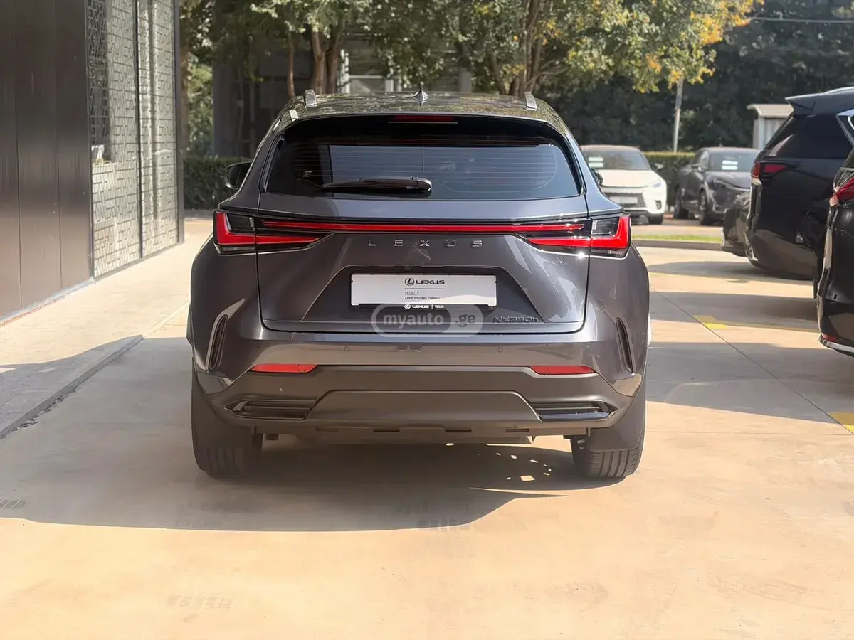 Lexus NX 350