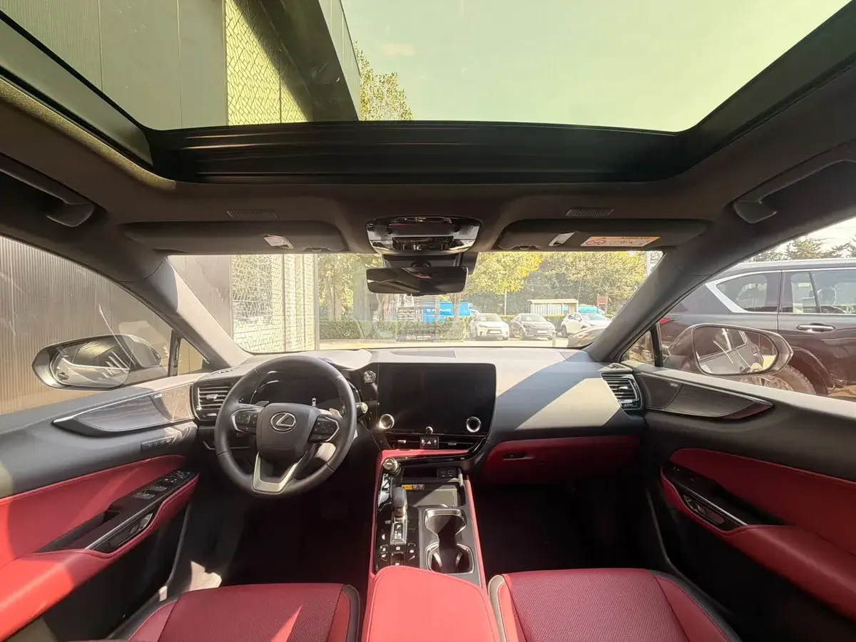 Lexus NX 350