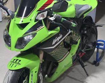 Kawasaki ZX10R