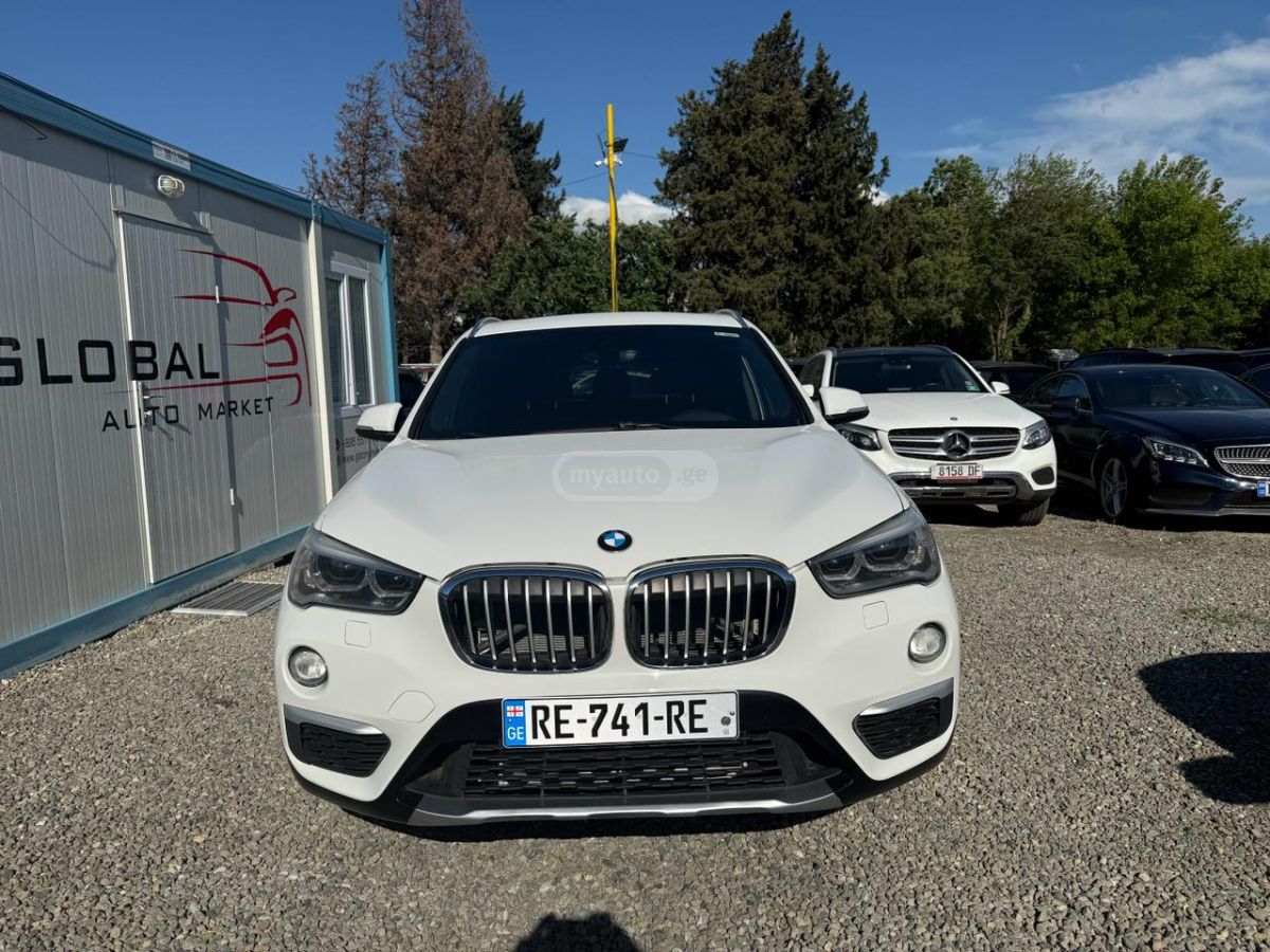 BMW X1