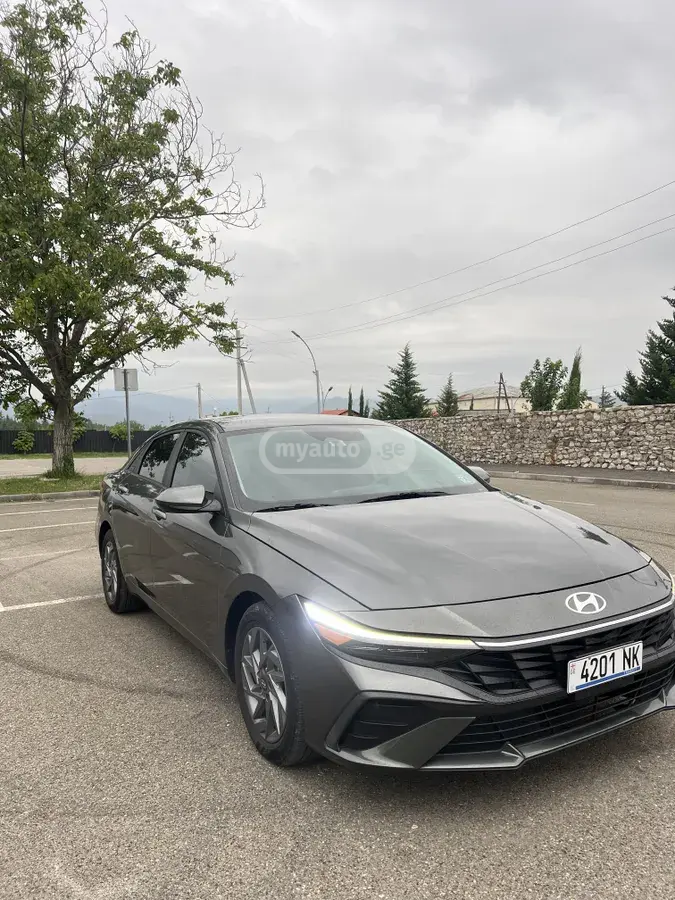 Hyundai Elantra, фото 1