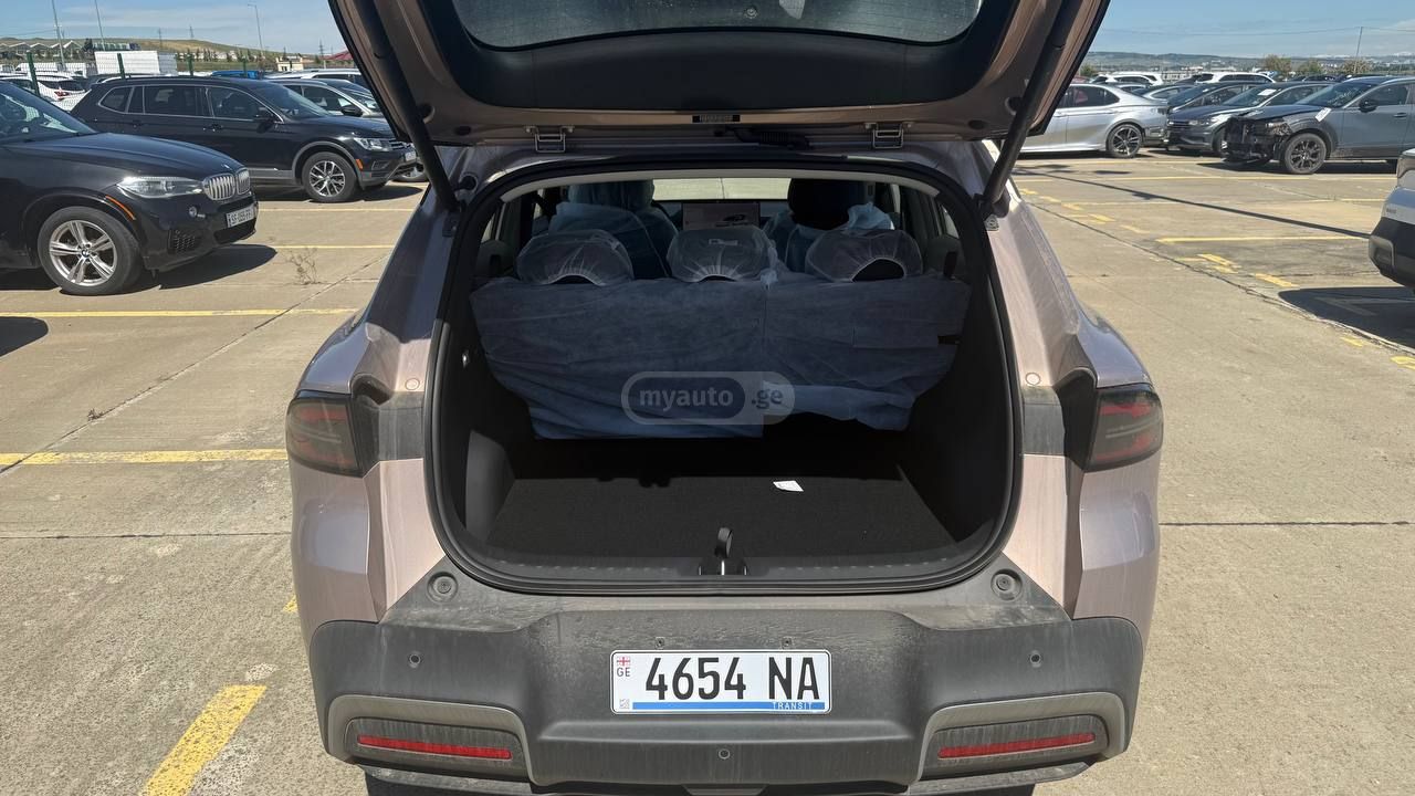 Changan Nevo Q05 