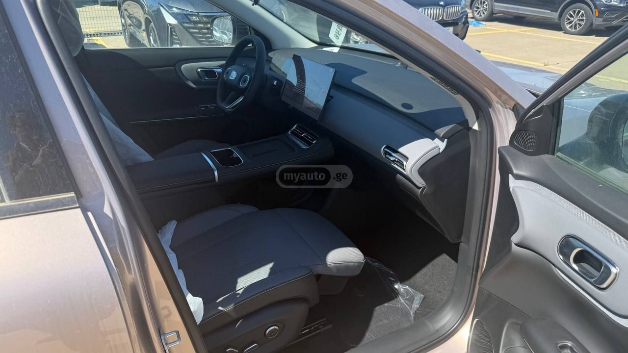 Changan Nevo Q05