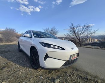 BYD E7 