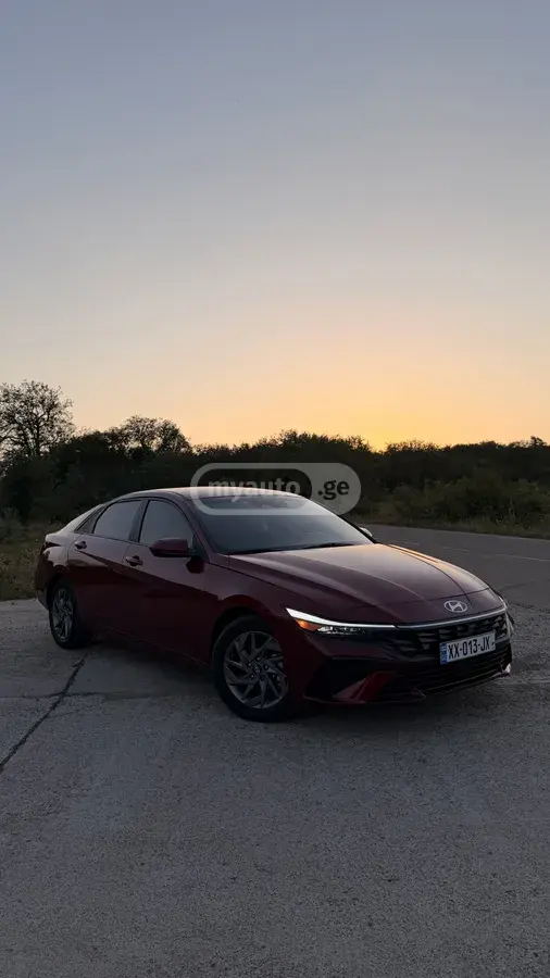 Hyundai Elantra, фото 1