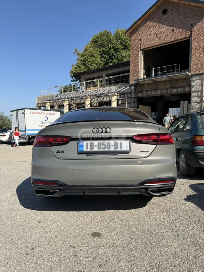 Audi A5, миниатюра 2