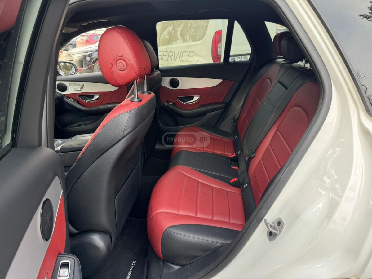Mercedes-Benz GLC 300 