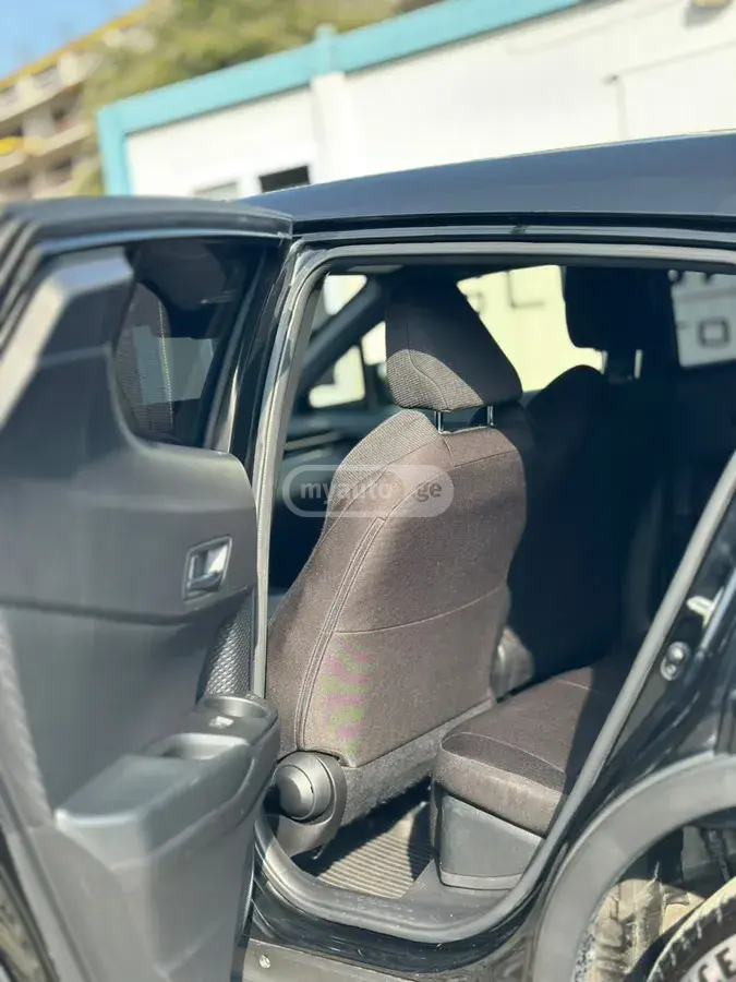 Toyota CHR 
