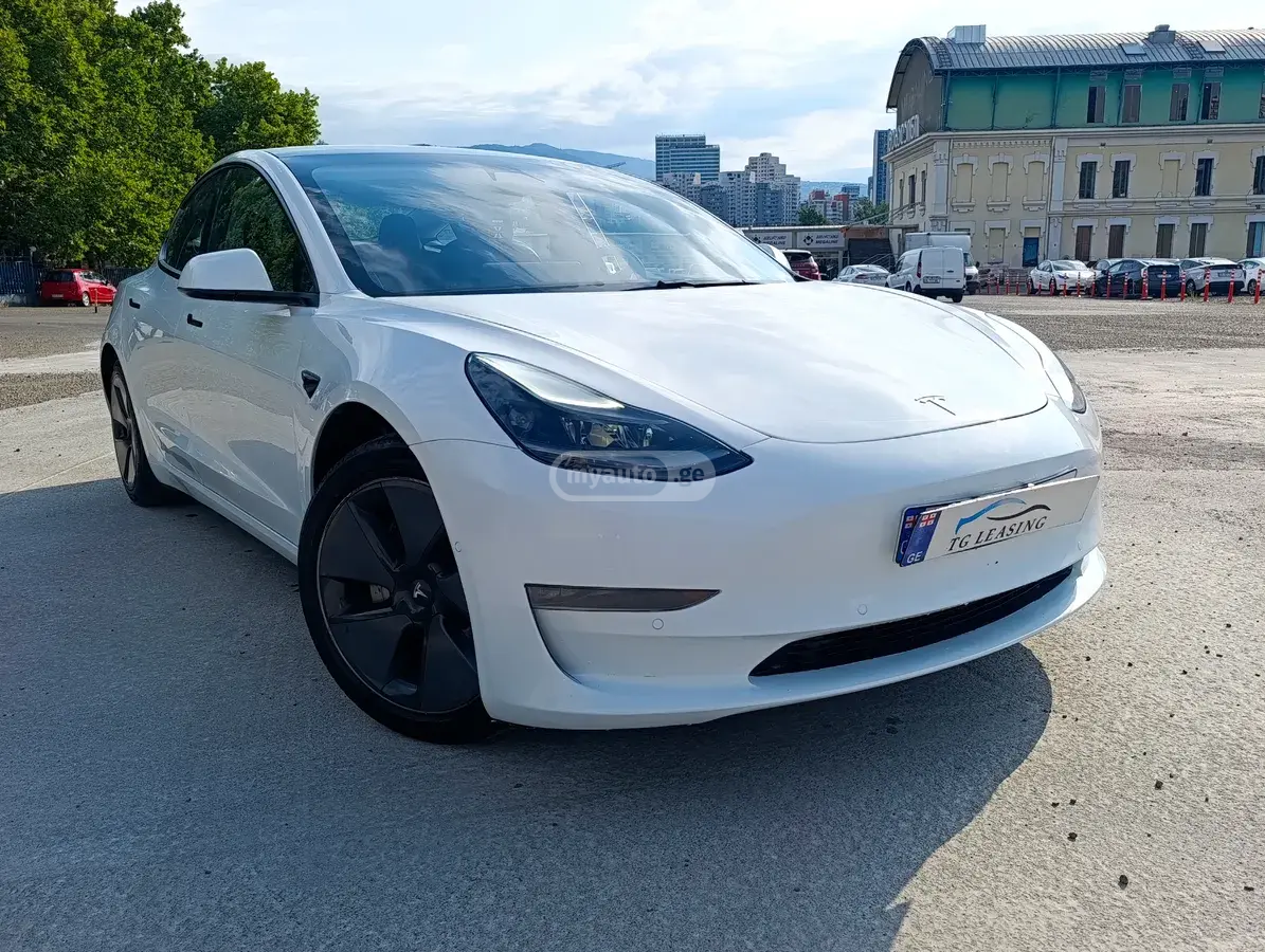 Tesla Model 3, миниатюра 2